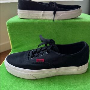 Vans Black and White Valentine’s HeartBreaker Shoes